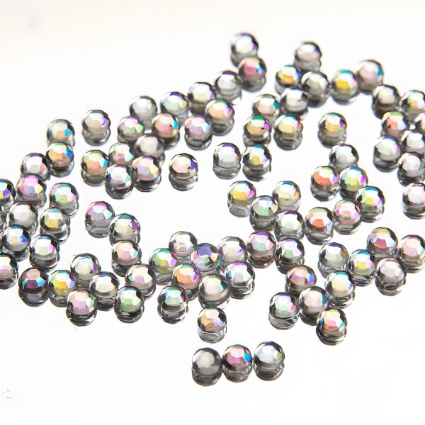 ca. 100 Strasssteine in Dose.  Crystal AB