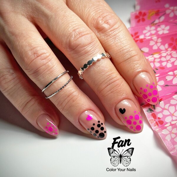 Color Your Nails - Fan Logos
