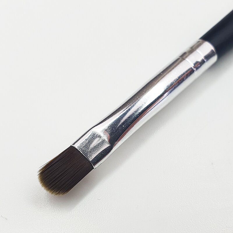 Flat Design Brush – Modellagepinsel mit Kappe