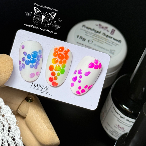 Nailart Präsentationskarten weiß 7×4cm mit Einkerbungen