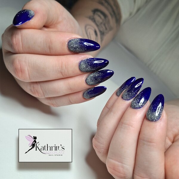 UV Nagellack in verschiedenen Farben. Polishgel Midnight Navy (UVL-161)