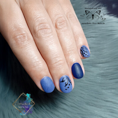 UV Nagellack in verschiedenen Farben. Polishgel Smoky Blue (UVL-3004)
